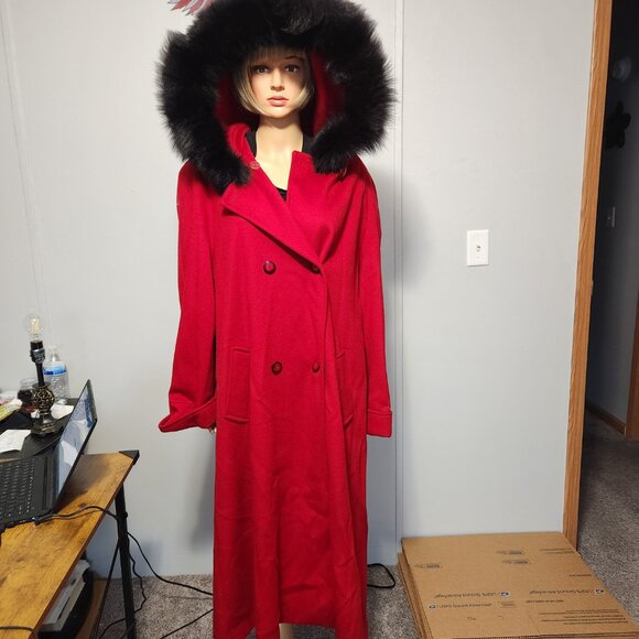 #705 L/XL Wool blend f/l cpat, fox fur trimmed hood - Picture 2 of 5
